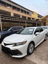 تويوتا كامرى موديل 2024 LE سعر : 225ومجال قليل  اللون : سمنتى المرغوب ...