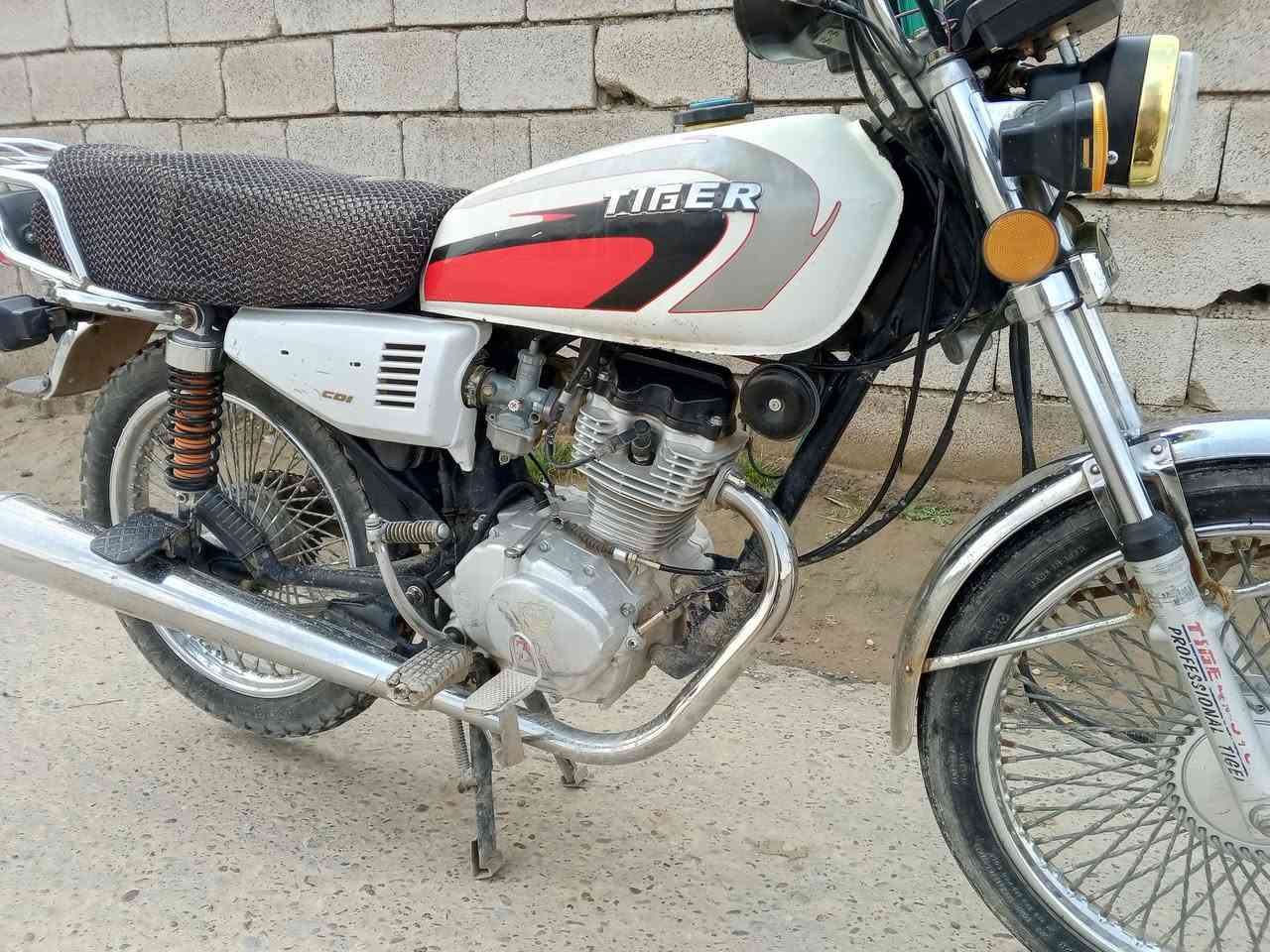 السلام عليكم
موطور تايگر 2020 للبيع 
السعر350 وبي مجال متواجد خاص ‍***********
