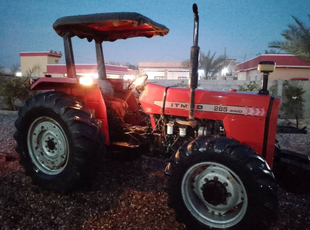 السلام عليكم 
دبل أكسل أيراني وضع الشركة 
رقم السليمانية 
موديل 2013 
الاستفسار ***********
المكان صلاح الدين الشرقاط
