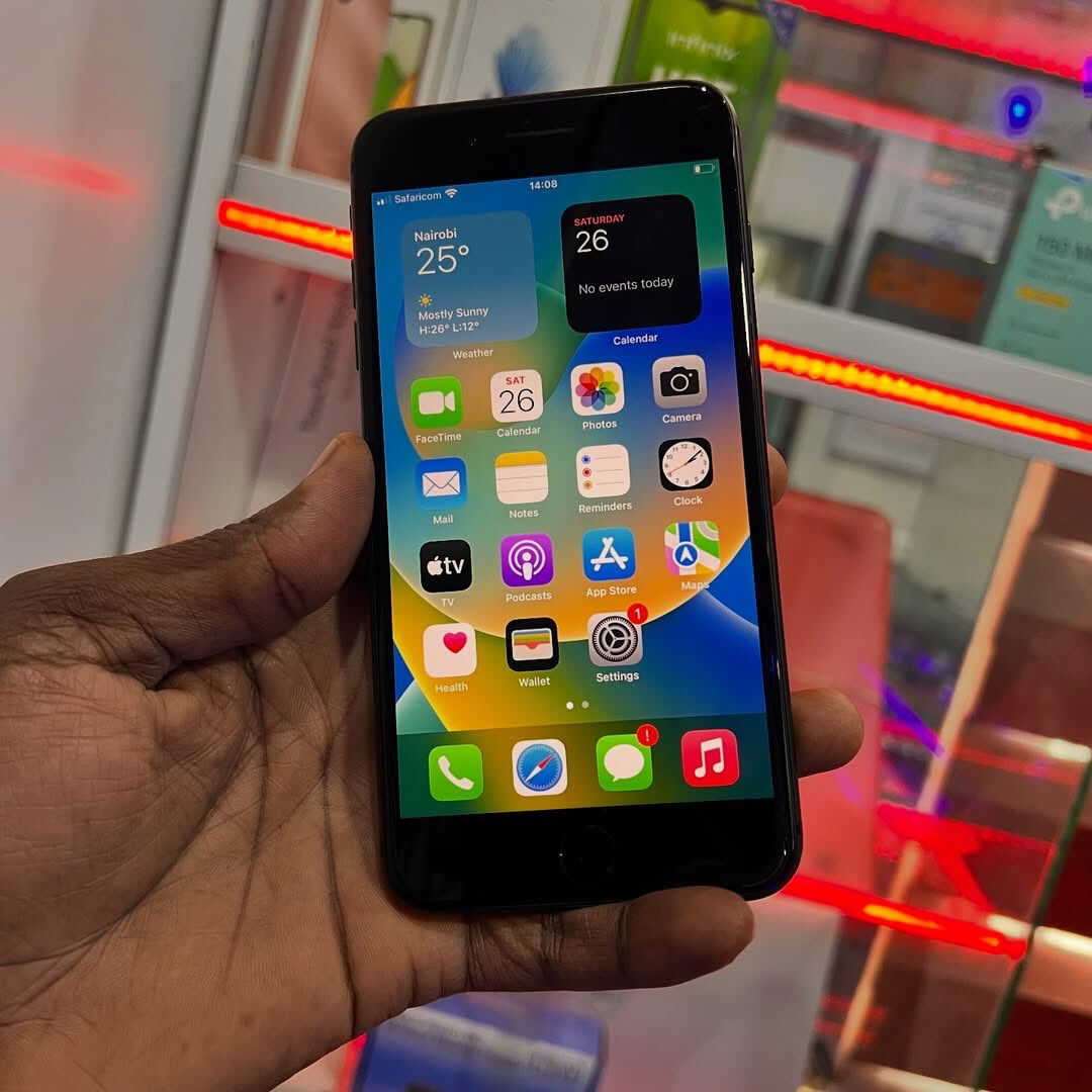 #ايفون 8 بلاص 

ذاكرة 250 
بطارية 100

الجهاز مفتوح بطارية فقط الباقي كله عل الشرط 

نضافته 99% بدون كسر نمش شخوط 

بصمة اصبع شغاله وكلشي شغال ونضيف 

#بيع او مراوس 

العنوان السماوه : سوك المسكوف 

***********  اتصال 📞 او واتساب
