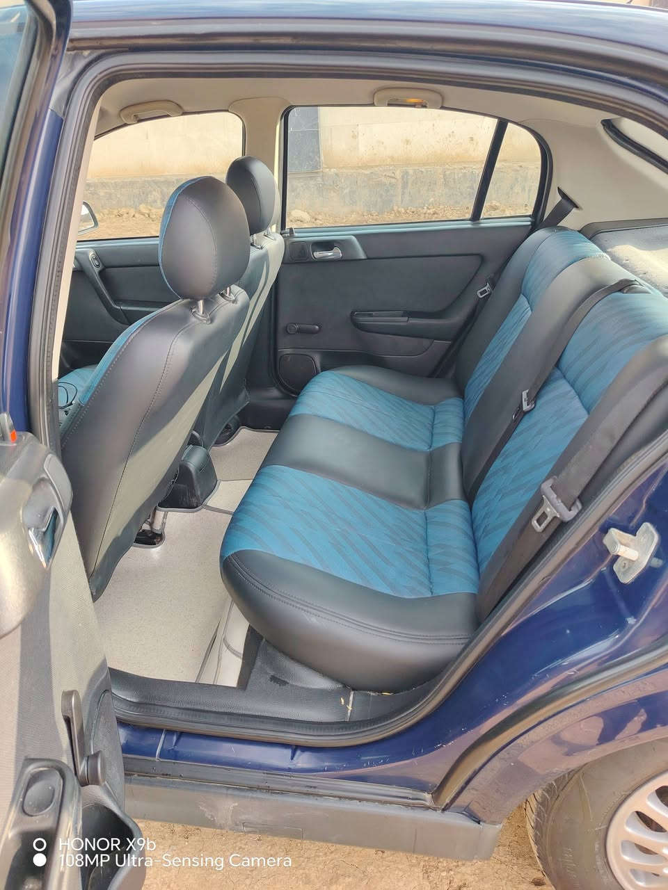 السلام عليكم
اوبل استره 2002 ماشيه 146 مكفوله من صبغ وضربه مكينه كيره صدر  تبريد تدفئه  كله بلاد  رقم بغداد دولي بسمي جاهزه من كلشي قفل 65 مكاني واسط
***********
