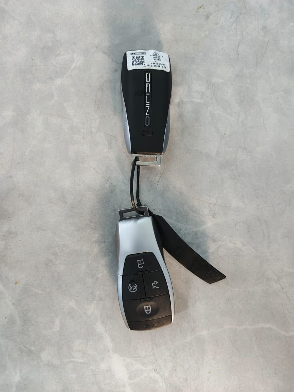 بايك x35
ويل كب نيكل
بصمه
لد امامي زينون
شاشه 
كامره مقعره
جنطه ميكانيكي
فتحه 
كشن تبريد
كشن جلد
سايد بريك كهربائي
محرك وكير ياباني لانسر مسيوبيشي
للتواصل

0783 405 2266
***********
