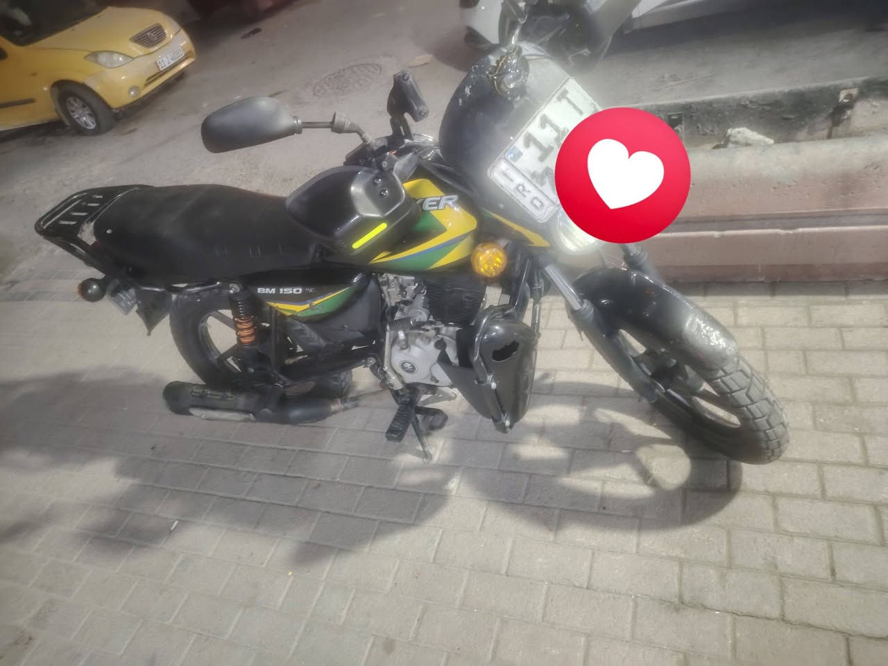 بوكسر مرقم  موديل 23 رقم بغداد بأسمي تحويل ثاني يوم دراجه خير من الله مكينتها خرسه مكاني بغداد مدينه ***********
