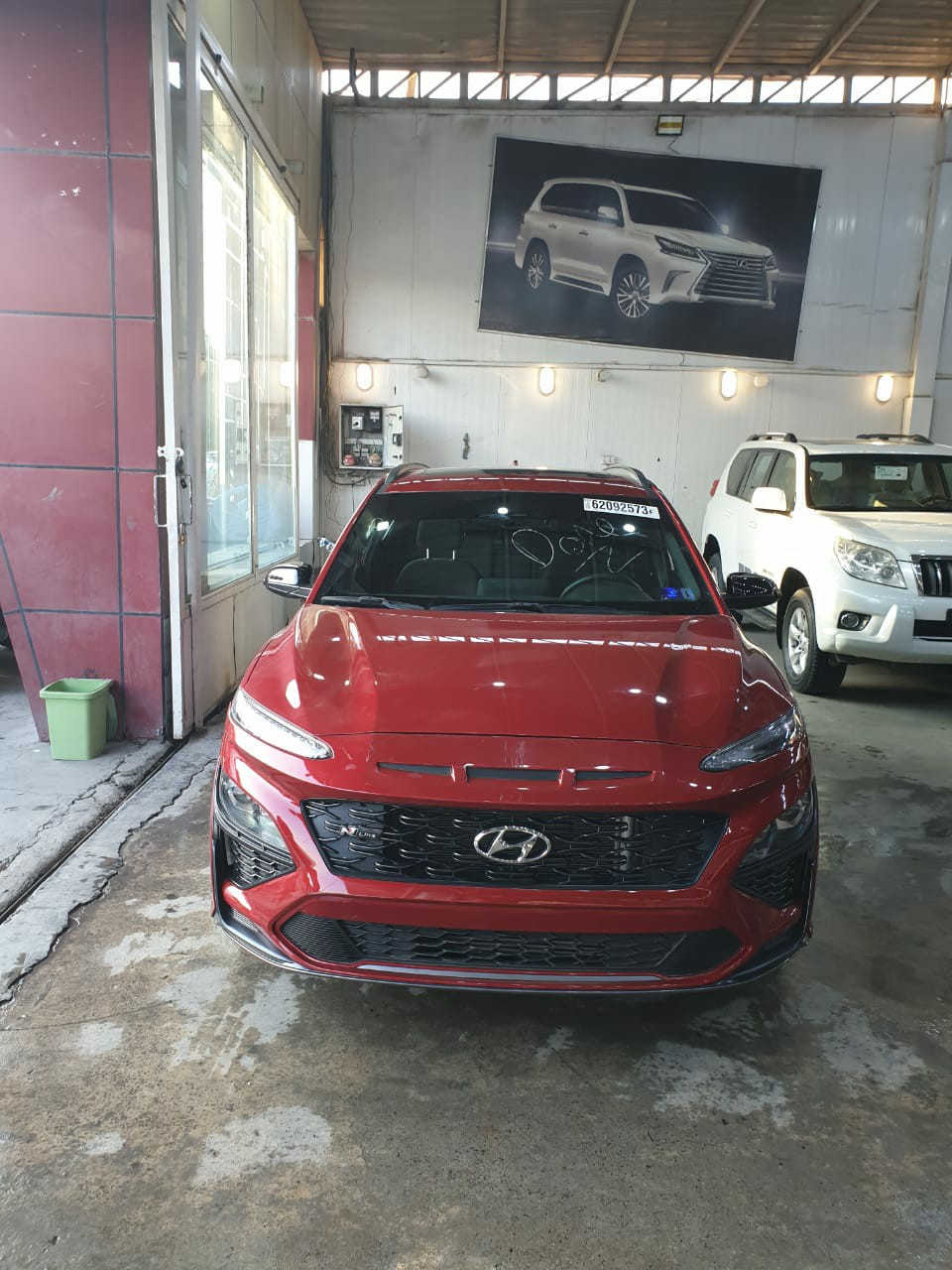 السلام عليكم 

هونداي كونا مواصفات N Line المعروفة 
موديل 2023
وارد امريكي
حادث بسيط جميع الارباكات سليمة وصور الحادث مرفقة
بدون صبغ-بدون بارد-بدون تبديل.
تبديل الدعامية الامامية فقط بدعامية اصلية (تفصيخ) نفس اللون
ماشية 22055 ميل
لأي استفسار الاتصال على الرقم
***********
***********
