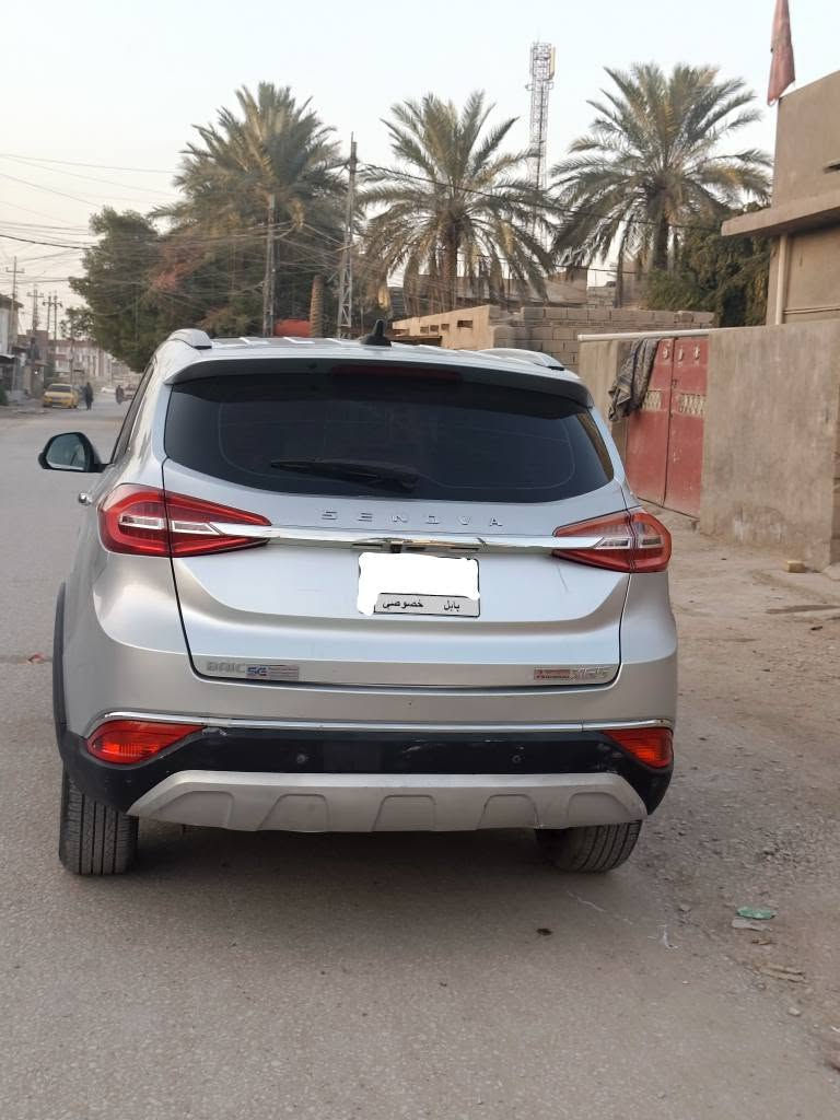 سلام عليكم 
للبيع سيارة بايك X65 الموديل 2020 السياره (حره) 

مواصفات السيارة 

1-المحرك مسييبوشي
2-الهيكل و البدن الماني (امتياز مارسدس)
3-بنوراما 
4-بصمة +بصمة ابواب  
5-مري شفط 
6-شاشة كبيره (ابلادية)
7-كروز سرعه 
8-المحرك حجمه 2000 تيربو 
9-لون السيارة سلفر 
10-السيارة حره 
11- رقمها بابل خصوصي
وبعد بيها مواصفات هواي 

السياره بيها باب الاماميه الي على جهة اليمين مبدل أثر حادث و كذلك بيها صبغ 

السعر 95 وبيهاا مجال بسيط 
مكان السيارة بابل_قضاء المحاويل
رقم الهاتف- *********** حلة, بابل
