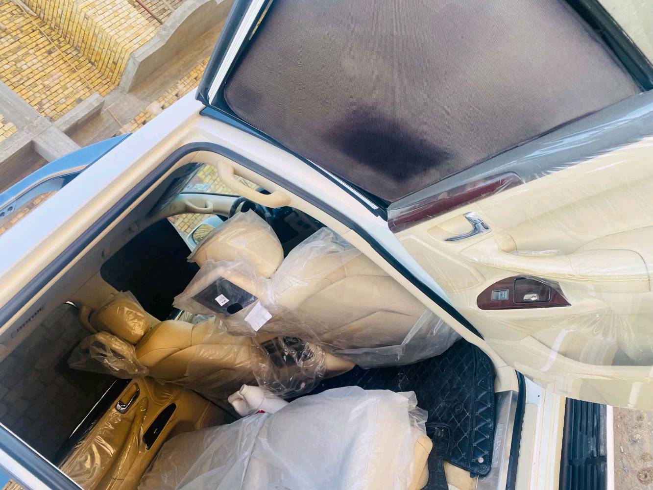 لكزز موديل 12 سياره رقم اربيل ب اسمي تريد وكاله تريد تحويل سنويه ال 28سياره جاهزه مكانها بصره الزبير السعر 375وبيها مجال