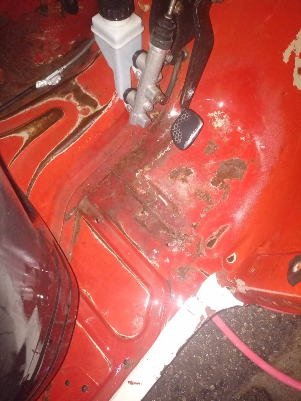 يالله  بئسم الله تكتك 18للبيع مكينه خير من الله دراجه كبل الشارع تاخذه ما ناقصه شي  الدراجه بيه ضربات ومعمره  السعر 4400وبيه مجال قليل مكاني كوت زين القوس ***********
