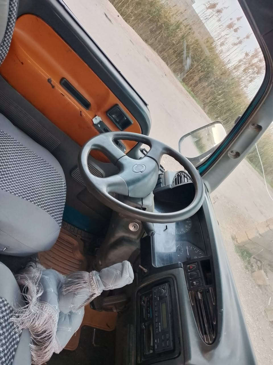 السلام عليكم من رخصة مدير الكروب للبيع اومراوس سامسونك موديل 98 رقم صلاح الدين سنوية ساقطة صارلها 8 اشهر سنوية عظم عاج السعر 50 وبيها مجال قليل اتصل وادلل ***********
