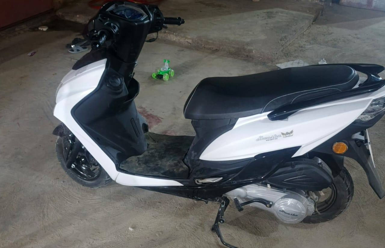 السلام عليكم دراجه للبيع دراجه نظيفه مستعمله شهرين ماخذها مليون 300 مراوس بستوته حسبق مكان الغراف هذا رقمي‏‪***********‬‏
