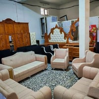 ١٠ مقعد • ثقيل • ألوان متعددة