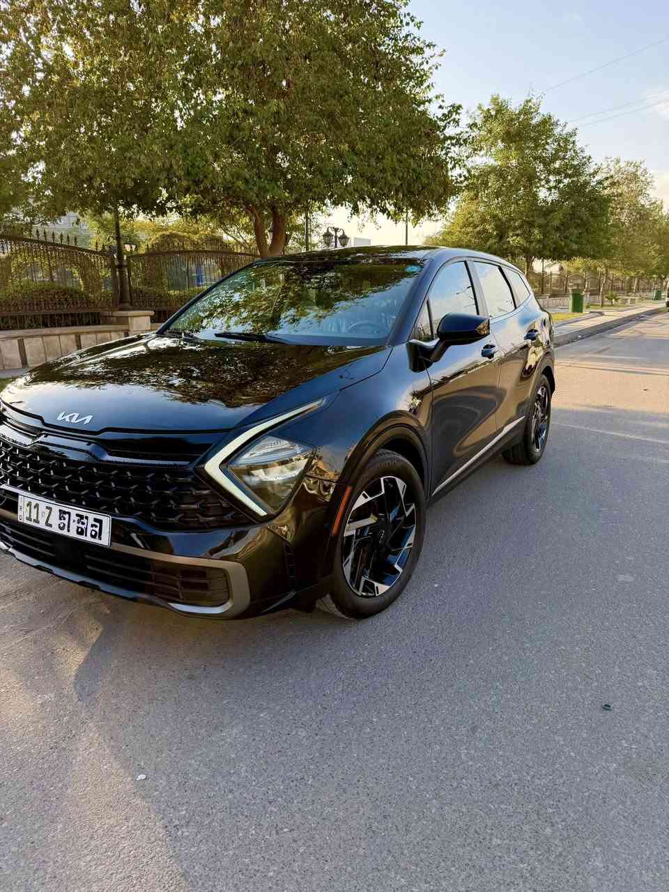 السلام عليكم كيا سبورتج 2023
الشكل الجديد حجم الكبير لارج محرك 2500 رقم بغداد 
حادثها قطعه وحده جاملغ بدون ايرباك صور حادث وسونر منشور
المواصفات
دشبول متغير الالوان الكتروني
تحكم ستيرن جهتين
كامرة دوارة 
تبريد قطعتين 
حساس خلفي
رادار
هند بريك بصمة
دفع رباعي
اوتو هولد
رادار امامي 
مكان السيارة بغداد ***********
السعر ١٨٧ ورقة
