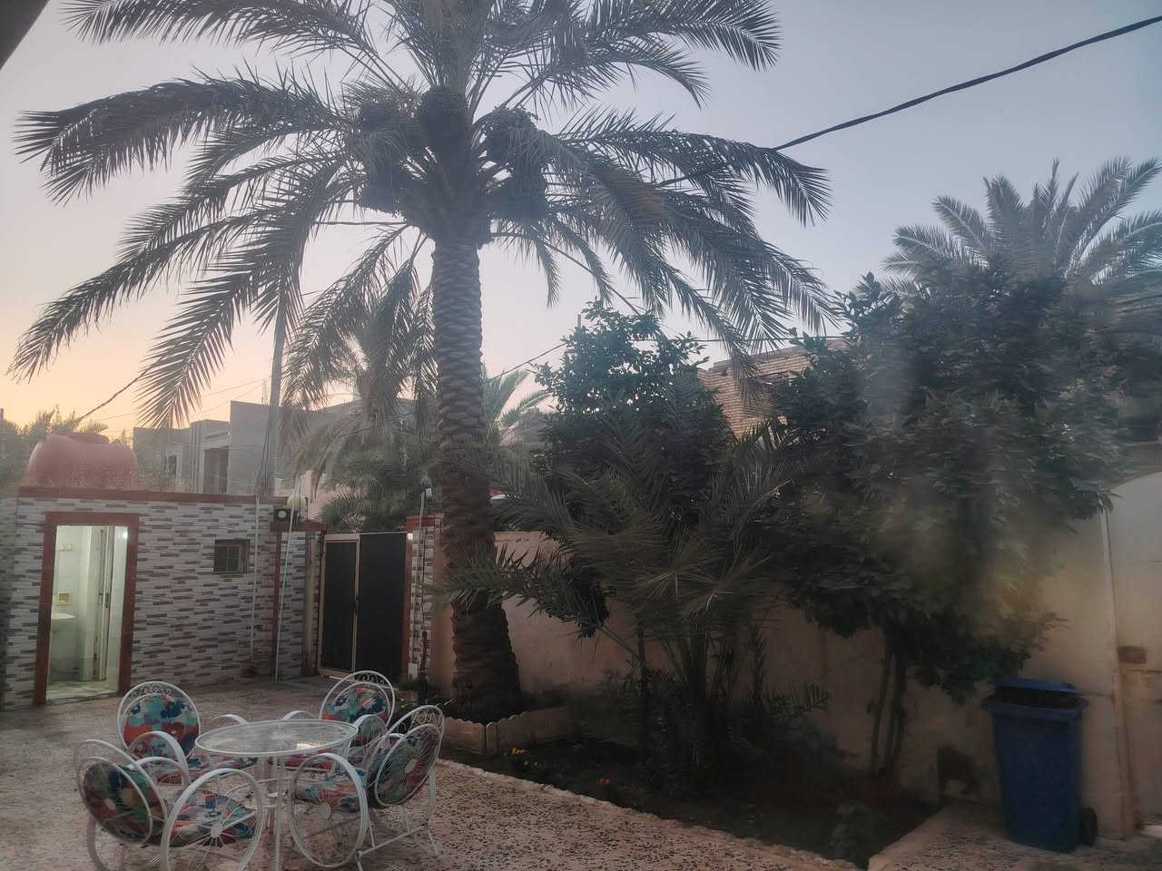 السلام عليكم
دار للبيع للبيع مساحه ٢٦٠ متر حي الوحده الاولى قرب مدرسة مالك ابن نويره شارع أسواق محمد البدري اول شارع ع اليمين الشارع مقابل باب متنزه الغرف
البناء
استقبال
 هول
هول داخلي
مطبخ
٥ غرف نوم
مجمعين صحيا
مجمع صحي خارجي
الاستفسار الاتصال على الرقم
 ***********
@إشارة
