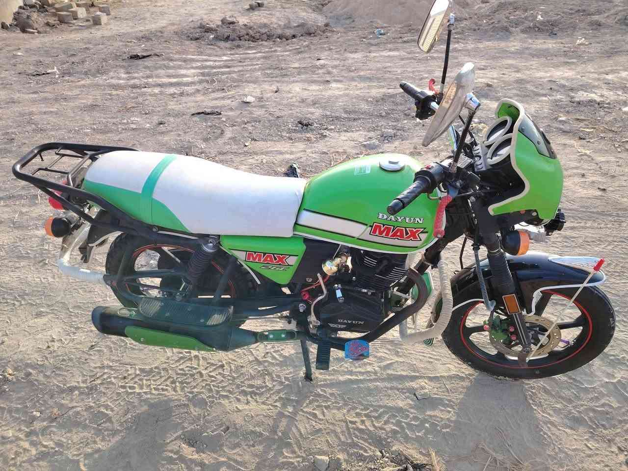 سلام عليكم دراجه للبيع دراجه دايون نفخ رقم انكليزي دراجه مكفوله موديل 23 نضيفه محرك 200 مكانه المثنى قضاء الرميثه قرب صيطره العارضيات مامتواجد عل فيس هاذه رقمي ***********
