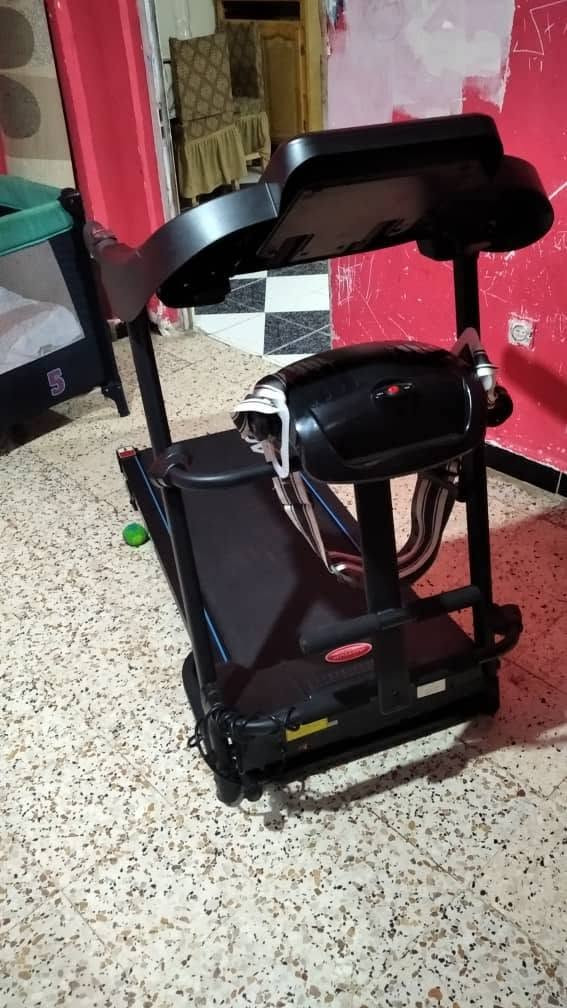 طابي سبور في حالة جيدة خادم اقل من شهرين السعر  65000 ثابت
0550 24 92 42


**إذا كنت صاحب هذا الإعلان وتريد حذفه لأي سبب، رجاءا أرسل رسالة إلى الدعم الفني**