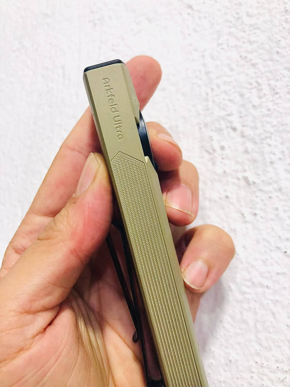 لايت ماركة اولات 3 في 1
OLIGHT Arkfeld Ultra 1400 Lumens EDC Flat Flashlight, Rechargeable Compact Pocket Flash Light Combines White LED, UV and Green Beam, Triple Sources Perfect for Checking, Working (Olive-Green)


**إذا كنت صاحب هذا الإعلان وتريد حذفه لأي سبب، رجاءا أرسل رسالة إلى الدعم الفني**