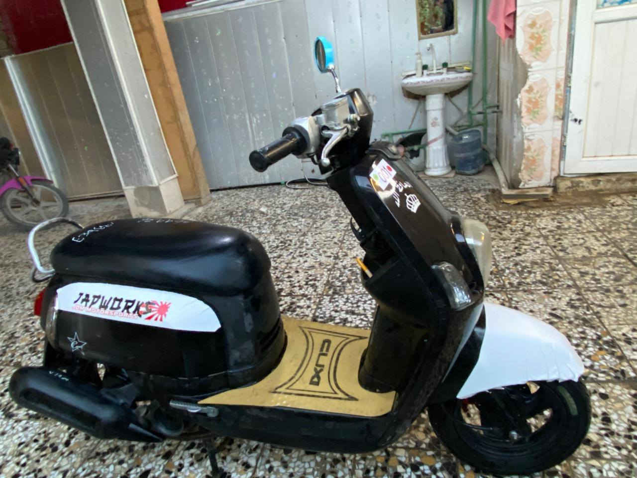 السلام عليكم
ماكس بوليس للبيع كفالة من كلشي شغال نكرة سلف وهندر كهربائيات شغالة مكينة خرسة ما مفتوحة شلعة ومعدل خير من الله ونضافتهه مثل ما تشوف بالصورة سعرهه 700وبيها مجال بسيط للشراي 
تواصل خاص او على الارقام 
***********
***********
