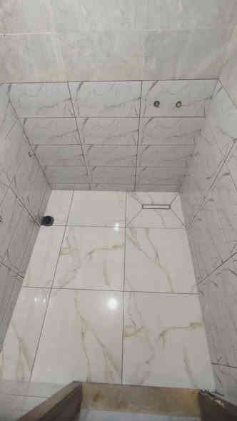 كادر مصري سيراميك مرمر وكاشي وبروسلين
والواح شغل درجه اوله تسليم مهندس للتواصل 
مكاني بغداد***********بي وتس
