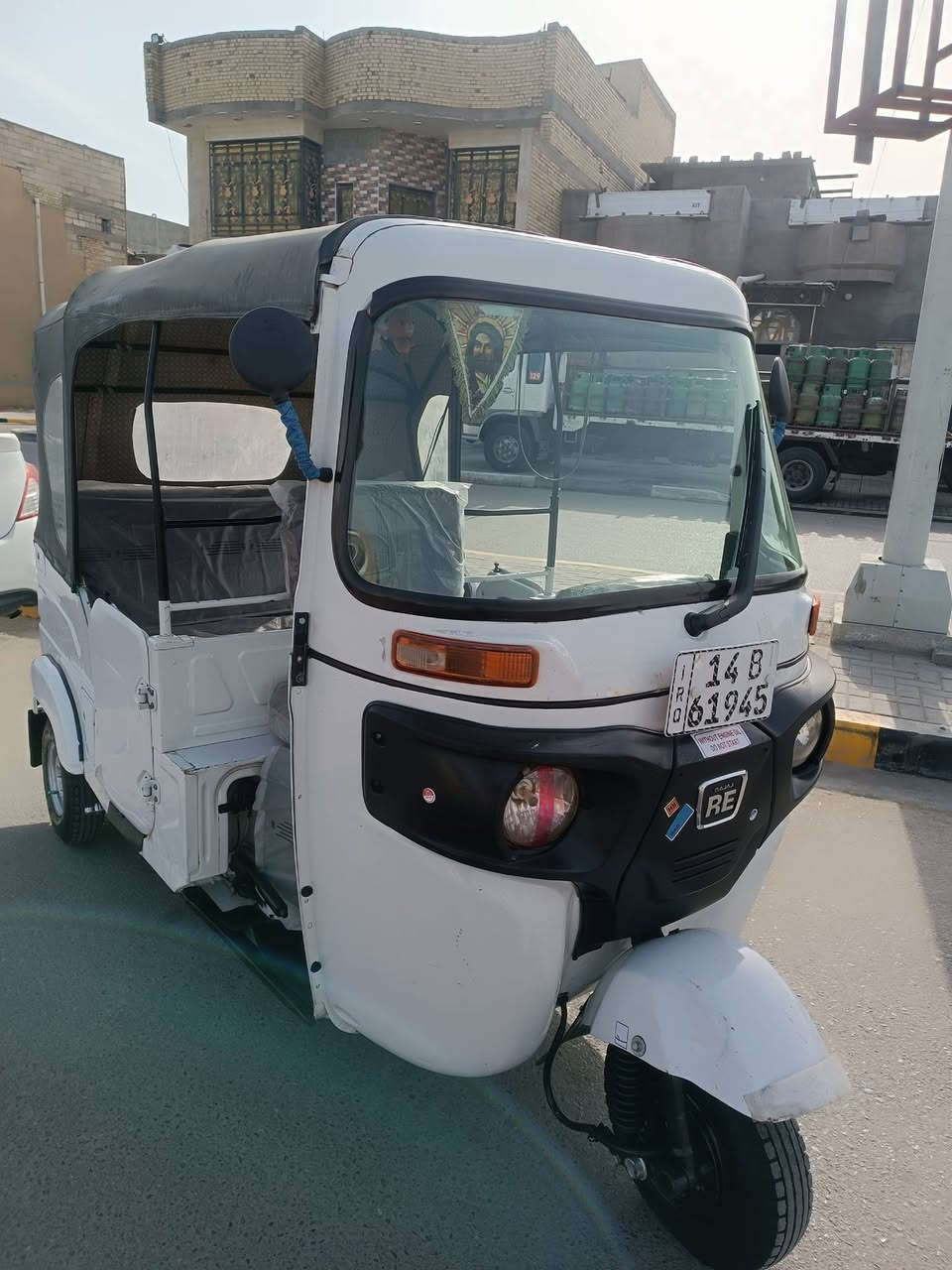 السلام عليكم تكتك 22 رقم وسنويه البدي مكفول من الضربه والمعجون ما عده بس هاذ الشخط موضح كدامكم مكينه مبدل كلجات فقط رايده بـ7و800 وبيه مجال قليل مكاني بصره حيانيه ***********
