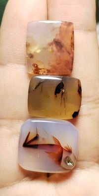 عقيق يماني • ٣ قطع • بغداد