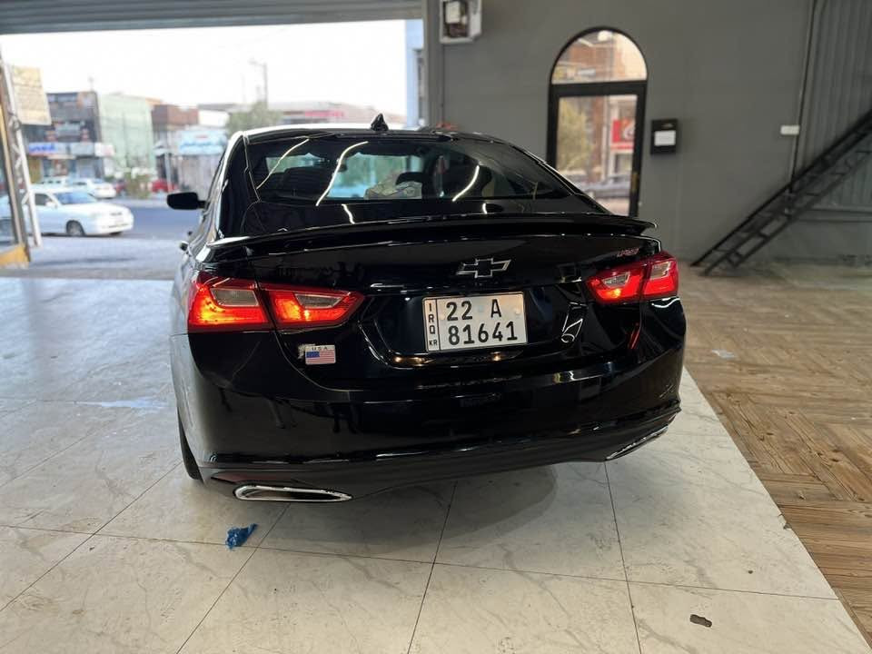 السلام عليكم 
للبيع malibu RS Black Edition"
السعر 127
مراوس حسب القناعه
موديل 2022
ماشية 37000 mi
مواصفات RS رياضي
بصمة تشغيل  ابواب
شاشة   كامرة دواره 
نضام كاربلي واي فاي
اوتو ستوب
سايد بريك بصمة
كشن كهرب
مراية كهرب
تحكمات ستيرن
شاشة اعطال
ويل حجم 18 رياضي بلادي
ضررها باب مبدل نفس اللون جهة السكن دوسه صبغ شبر بالباب الخلفي
للأستفسار ***********
