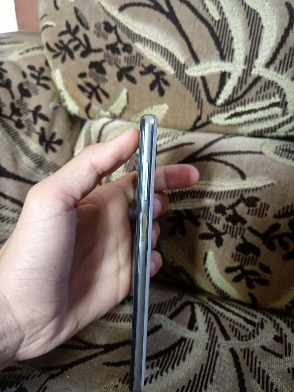 السلام عليكم 
متاح جهاز ريدمي نوت 9 برو نضافه 95 مكفول من الزلغ شرط لون مميز ابيض الجهاز بدون ملحقات فقط الجهاز ذاكرة 128 عشوائية 6 جهاز مال بيت نضيف كلش سعر 130 وبي مجال للشراي مكاني ميسان العمارات الجديده 
***********
