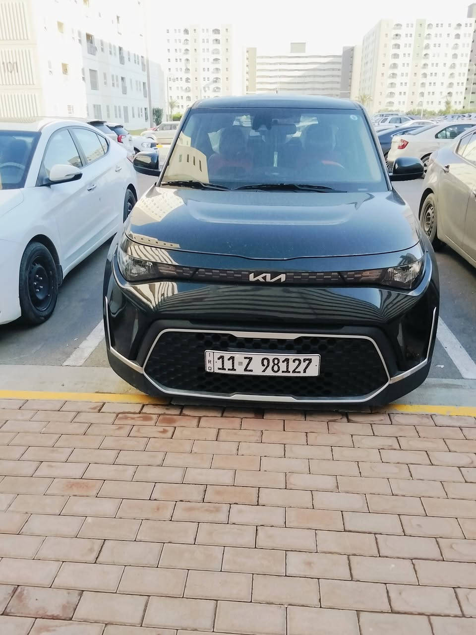 السلام عليكم ..كيا صول موديل 23 لون اسود رقم بغداد وارد امريكي التفاصيل والسونار ضمن صور المنشور سعر 150 وبيها مجال للشراي الاتصال تلفون *********** مكان السياره مجمع بسمايه ....
