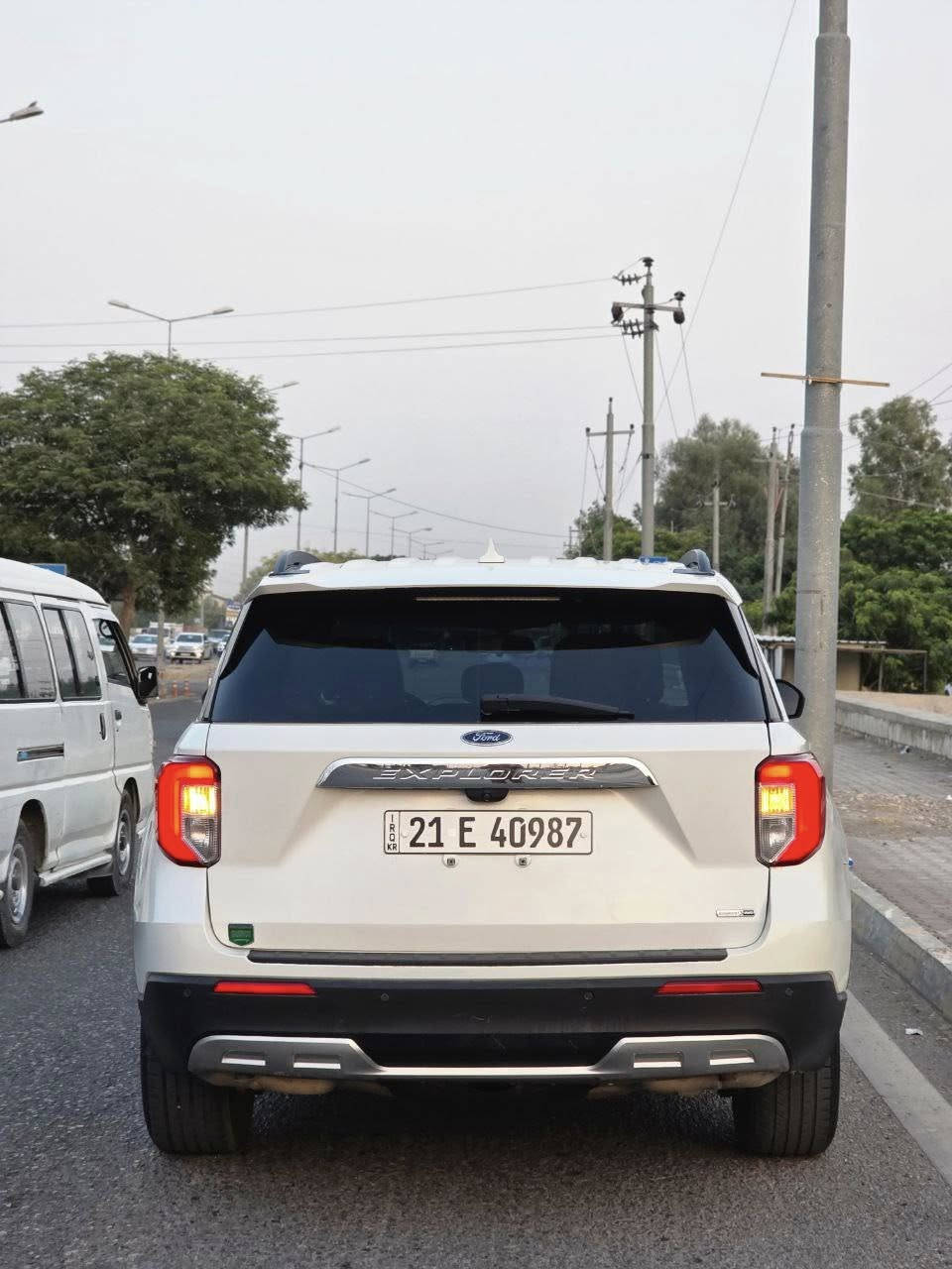 فۆرد ئێکسپلۆرەر  XLT مۆدیل ٢٠٢٠
١١٢،٠٠٠ كم ڕۆشتوە
دوو پارچە بۆیاخی هەیە
ناوزەرد 
4x4
کوشن جلد و هیتەر
ڕادار 
کوشن خێزانی
فول مواسەفاتە
بەس سڵایت نیە
بێ مەسرەفە 
سعری ٢٥٥ گڵا
رەقەم شاسی
1FMSK8DH5LGB75370

*********** واتساپ
