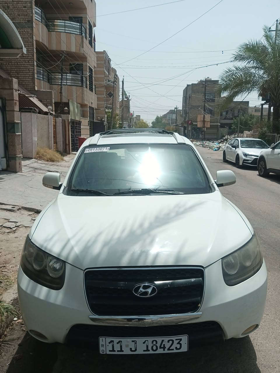 طيب الله أوقاتكم بكل خير ، سنتافي 2010 خليجي مكفولة عدا كارت صغير في حافة الباب الخلفي الايمن موضح بالصور  محرك 6 سلندر 2700 رقم بغداد باسمي تحويل مباشر دفع رباعي وفتحة سقف مري شفط 7 راكب شاشة  سيارة جاهزة تبريد وتدفئة ماشية 174 السعر138 وبيها مجال بسيط بعد المعاينة والفحص مكان السيارة بغداد قرب مرور الكاظمية 
***********.   ==.    ***********
