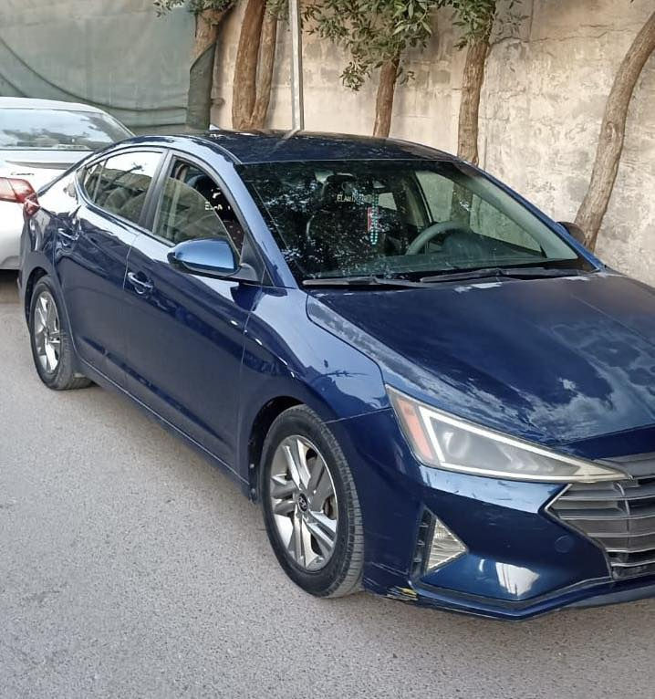 لام عليكم النترا موديل 19
وارد امريكي وكلشي موضح بالصور 

رقم اربيل 

محرك 2000 دوش المرغوب 

والكير AT المرغوب 

بيها جراد وبارد موضح 

السعر ١٢٢ وبيها مجال  

مكان السيارة بغداد الغدير 

للاستفسار : +964 771 638 7812

متوفر واتساب 
 
مكلف بالنشر


**إذا كنت صاحب هذا الإعلان وتريد حذفه لأي سبب، رجاءا أرسل رسالة إلى الدعم الفني**