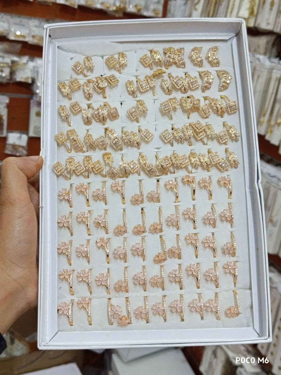 خواتم دهب صيني ب 75😍✨❤️


**إذا كنت صاحب هذا الإعلان وتريد حذفه لأي سبب، رجاءا أرسل رسالة إلى الدعم الفني**
