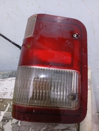 بك لايت مال كالوبر 2000جهة السايق سعره 25الف مكاني مدينة الصدر حي طارق...