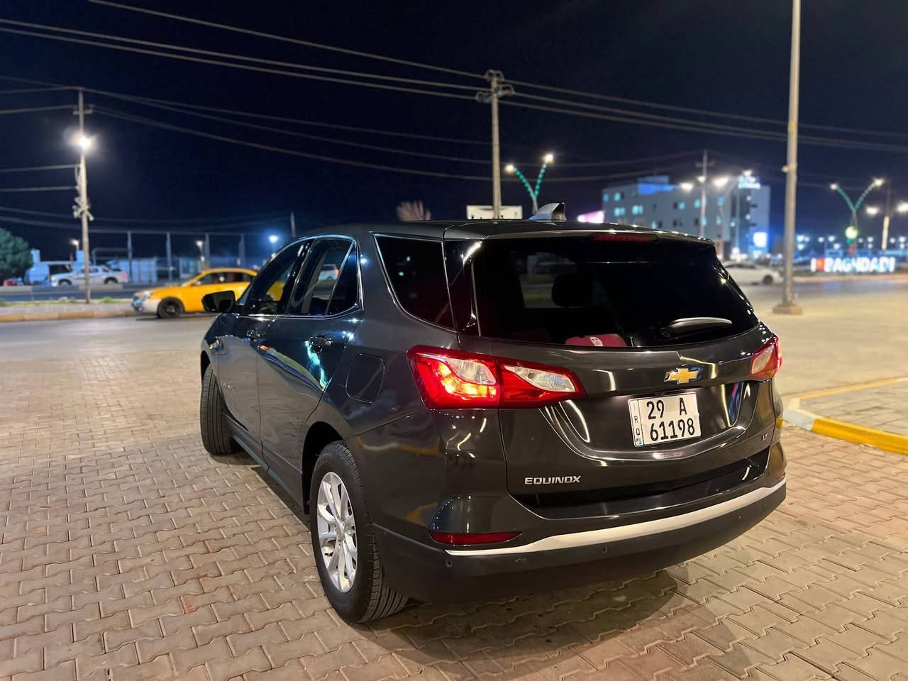 السلام عليكم
شوفرليت كوينكس للبيع 

بيه جاملغ وبنيد حادث امريكي وجاملغ خلفي وقبق جنطه فقط رش بدون اي معجون وبدون اي تبديل كل القطع بلادي

موديل 2020

فئهLT محرك 1500تيربو 

تشغيل عن بعد

جامات اوتو

تحكمات استيرن

مثبت سرعه

قياده ذكية

بصمتين

أوتو استوب 

كاميرا خلفيه 

سايد ابريك دكمه 

رادار أمامي مانع تصادم

ماشيه 80الف مو ميل 

رقم واسط بأسمي رقم جديد

الاستفسار اتصل وبل خدمه

مكان كوت هورة

***********
