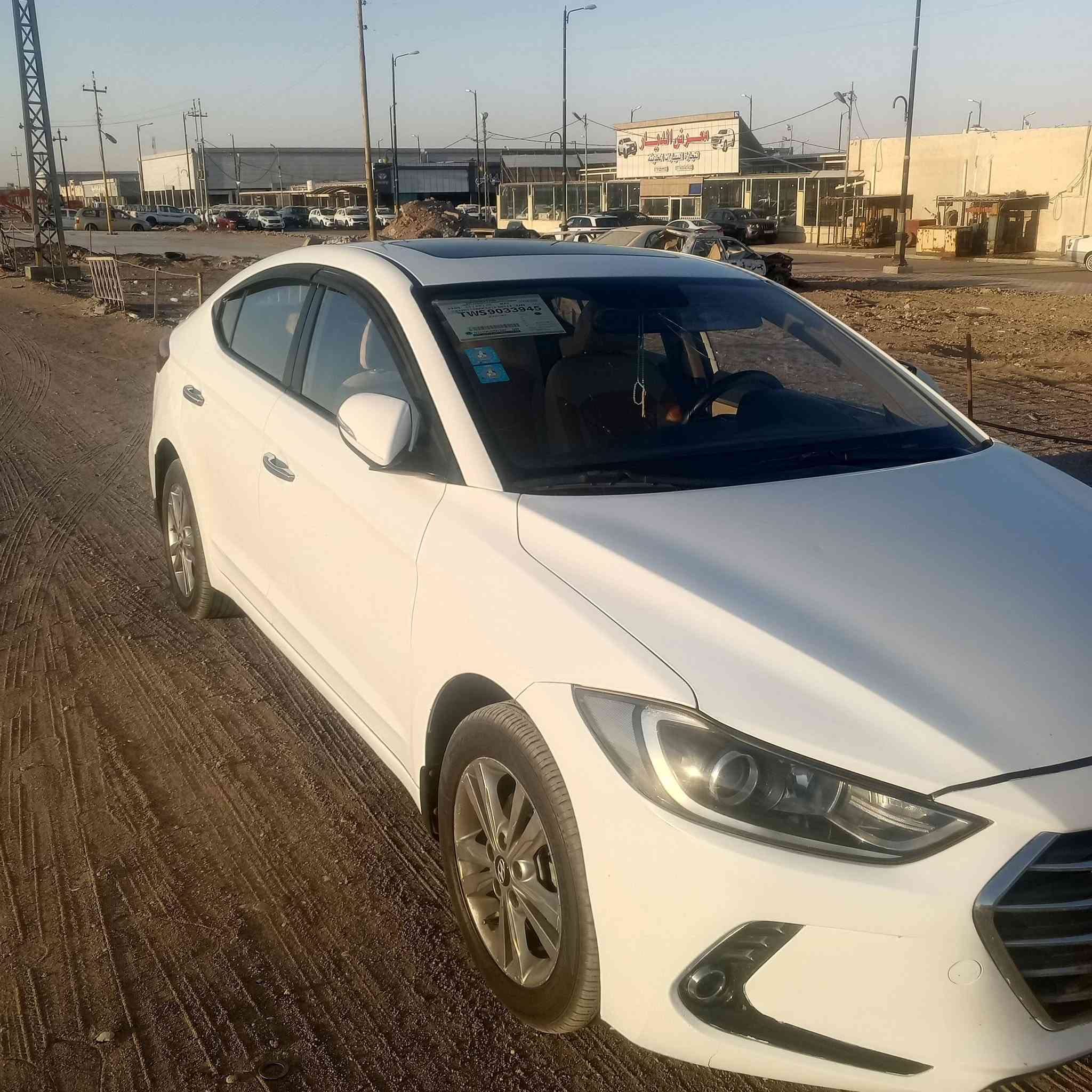 النترا موديل ٢٠١٧رقم واسط دولي خليجي فول مواصفات فتحه بالسقف شاشه كامره تحكمات استيرن دواخل بيجي مكينه ٢٠٠٠كير اوتماتيك مري شفط تخم تاير جديد تبريد حداديه جاهزه بدون حادث فقط اشويه صبغ فوك الدوسه اليسره صاعد على البابتين شبر والدوسه ثانيه نص رش فقط سياره ماشيه اقل 141الف بسمنه تحويل مباشر سعر البيع 135ورقه وبيها اشويه مجال***********
