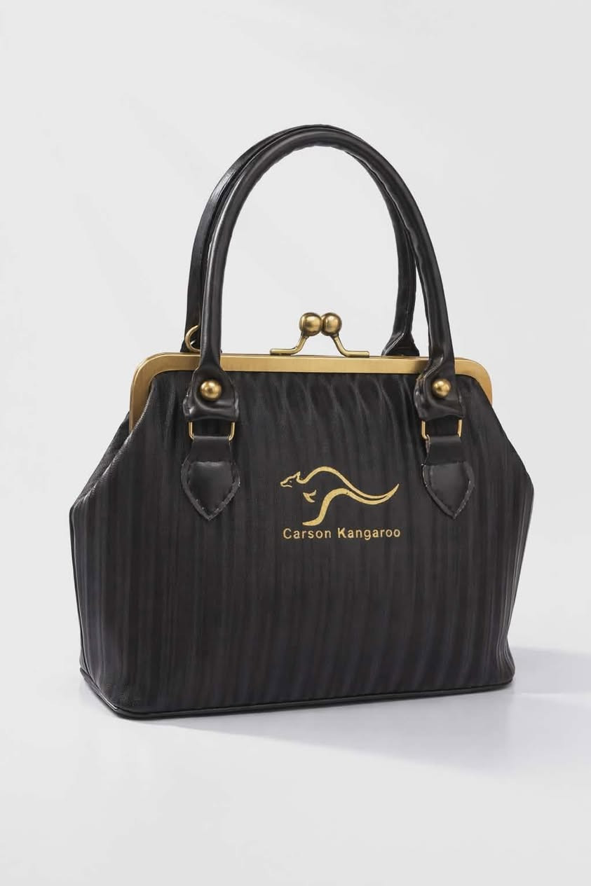 زبائننا الأعزاء 🤍
تشكيلة اليوم ما تتنفوت👌
وبأسعار جدا مناسبه 🫰
حقائب لروغان – جلد صناعي – كاوبوي
بتصاميم مختلفة وأنيقة تناسب كل الأذواق 👝✨
أناقة ✨ فخامة 👑 إطلالة تخطف الأنظار 💫
حقيبة وحدة… تغيير كل ستايلج 
💥 الكمية محدودة والأجمل يخلص أولاً
📲 للطلب والاستفسار راسلونا على الواتساب:
***********
متوفر توصيل لجميع المحافظات ب5الاف 🚛
