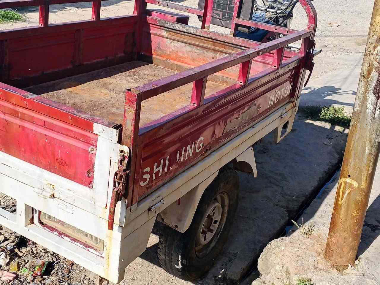 عندي ستوته للبيع منفيس بي ومكينه نشط فول وشاصي شرط ويرمينه شغال وريده ب 750 وبيه مجال وستفسار ع رقم *********** وبي وتساب
