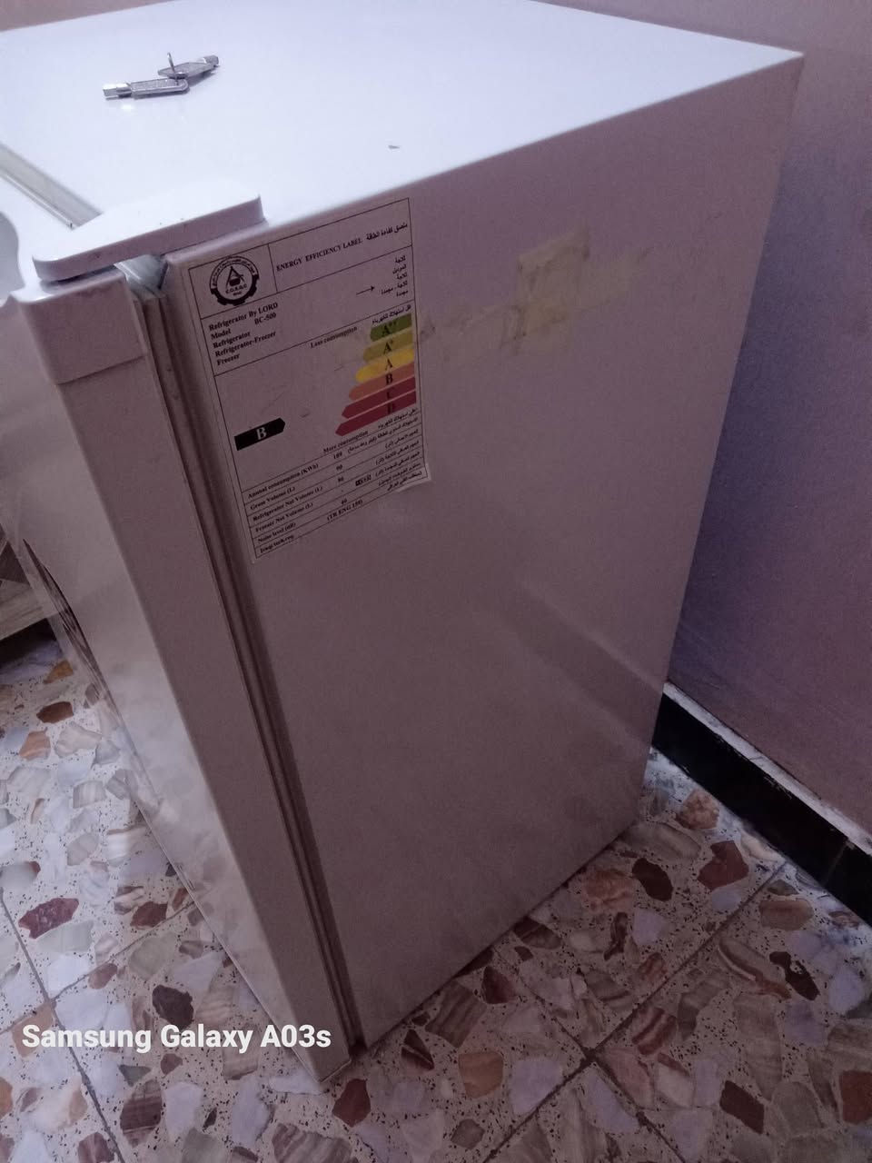 أغراض للبيع..للاتصال ***********
