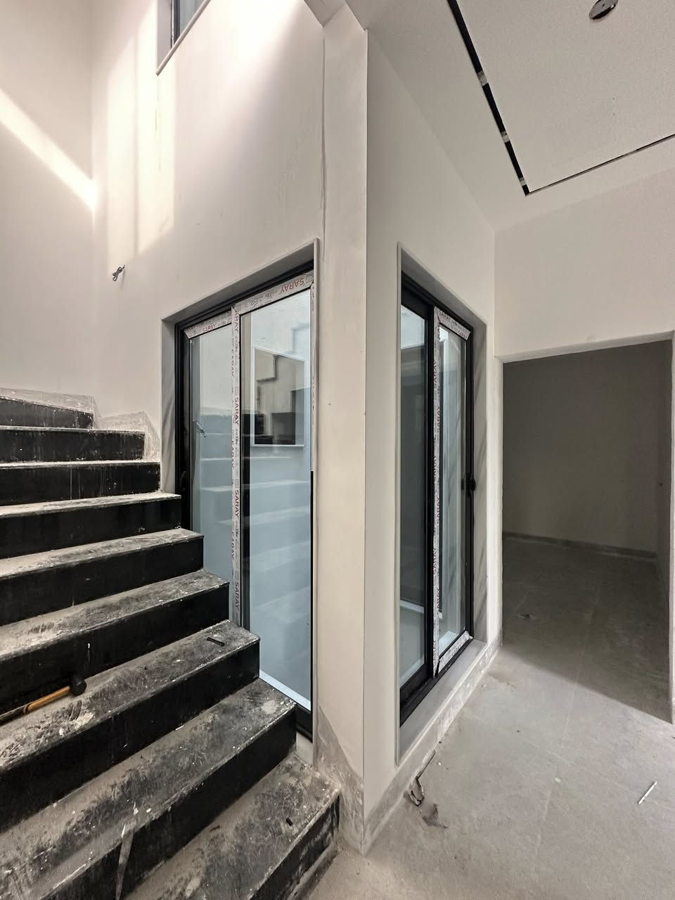 العنوان / الموصل جانب الايسر ، حي التعليم العالي مقابيل معمل الغاز
***********
***********
