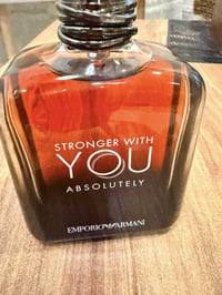 عطر • يو ابسلوتلي • مرشوش ٣ رشات