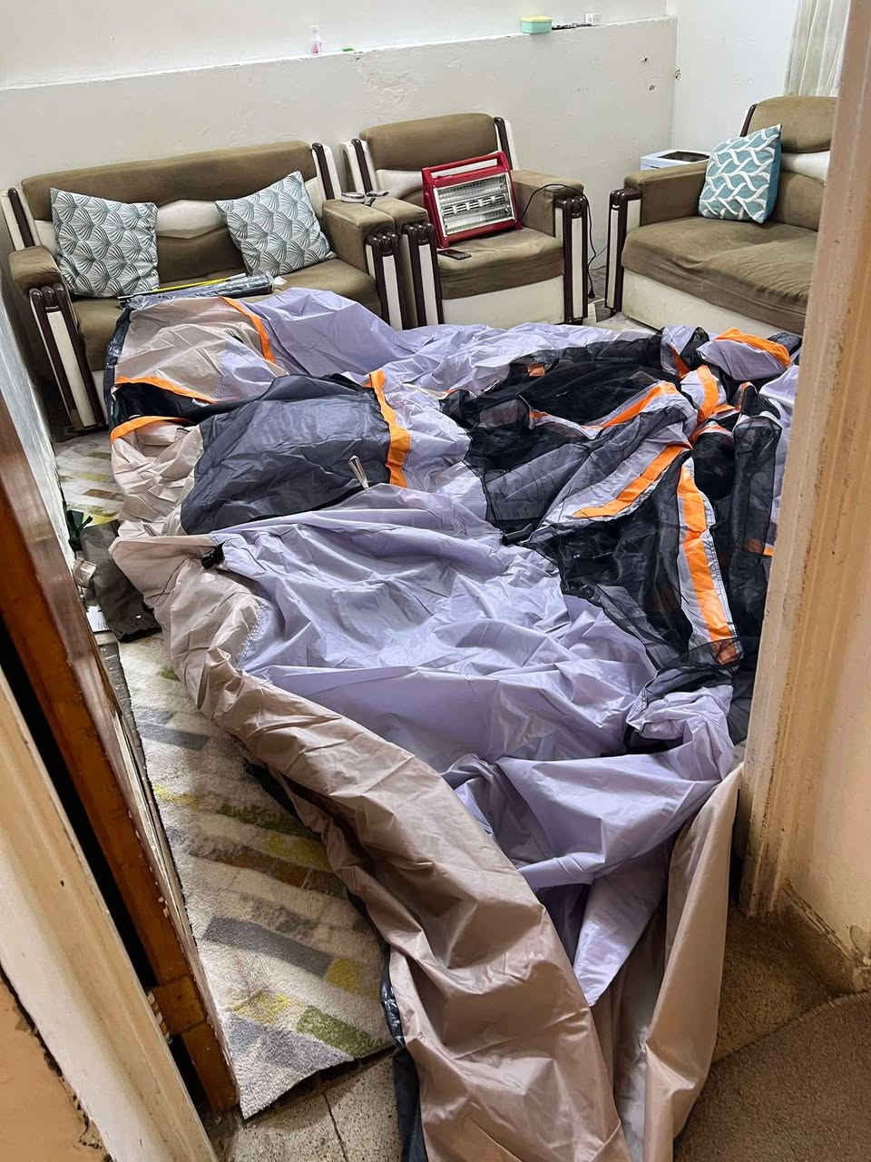 خيمه جبيره كلش للبيع مستعمله مرتين بس +راك طوله خمس مترات هم جديد +كراسي تتطبيك 3مثل ما موضح بصوره الي يريدهن بسعر مناسب كلش


**إذا كنت صاحب هذا الإعلان وتريد حذفه لأي سبب، رجاءا أرسل رسالة إلى الدعم الفني**