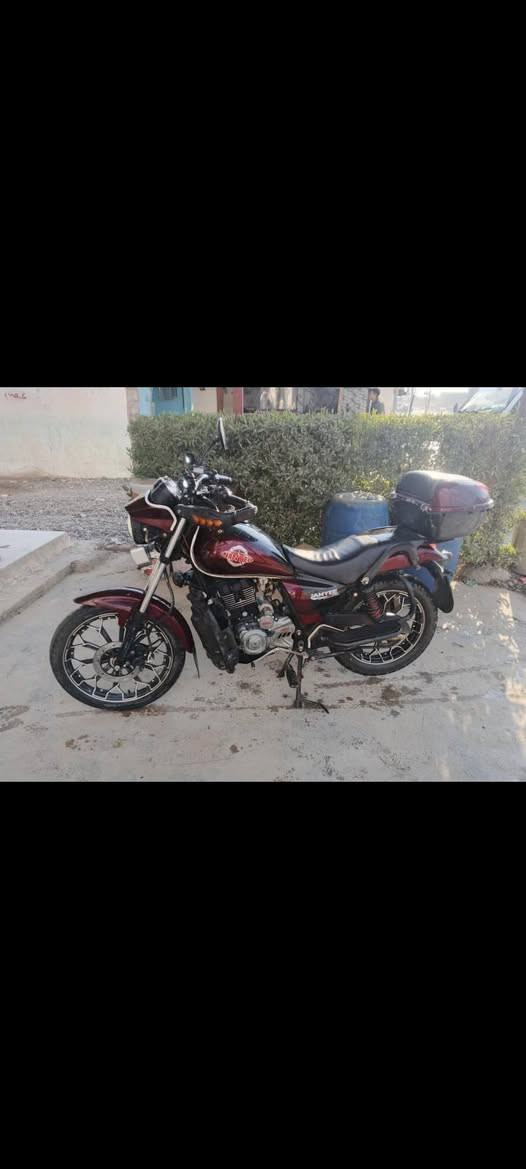 السلام عليكم موطور جني ارنوب موديل 2025 منفيس اصلي مامفتو برغي بي العنوان القياره ايمام غربي السعر مليون1050 وبي مجال ***********
