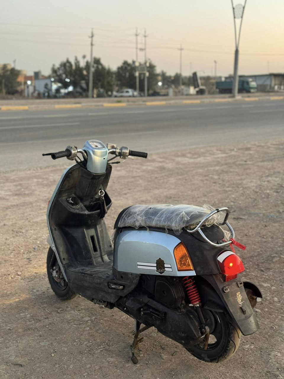 بولـيس 2008 كابريتر للـبيع الدراجه جاهزة الاخر حبايه اي نقص مابيها فقط قبق بانزين  كلها شغاله هندر سلف اشاير كلوبات دشبول سرعه  كلشي شغال  مكينتها حلوة متسمع اي صوت   سعرها 550 وبيها مجال كلش قليل للشراي  
مكانها ديالى الخالص هبهب للاستفسار ***********
