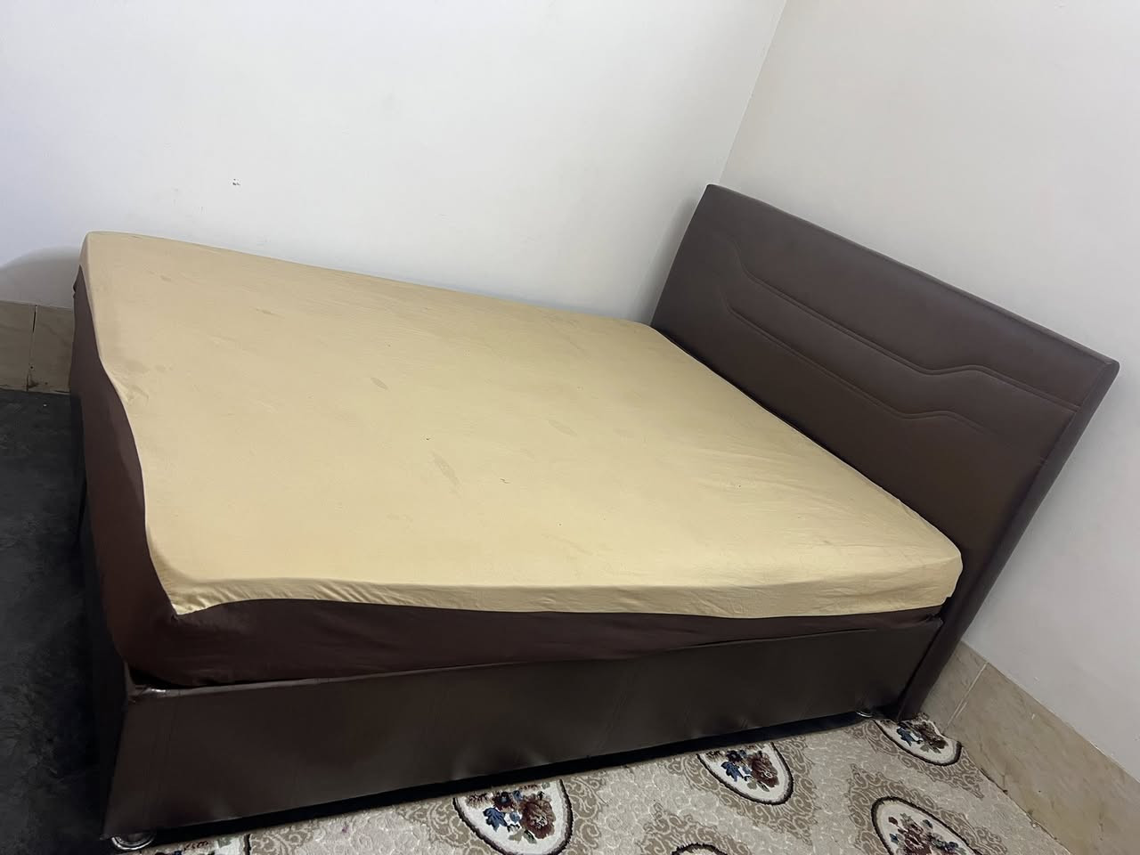 بو فروشتن کلار گازینو (معره زه که پاکو. بی عیب 3متر)320هه زار سیستمه که تورکی اصل بی عیب220هه زارمیزی توالیت120درجه یه ک‌ده ستتکرد(1متر)


**إذا كنت صاحب هذا الإعلان وتريد حذفه لأي سبب، رجاءا أرسل رسالة إلى الدعم الفني**