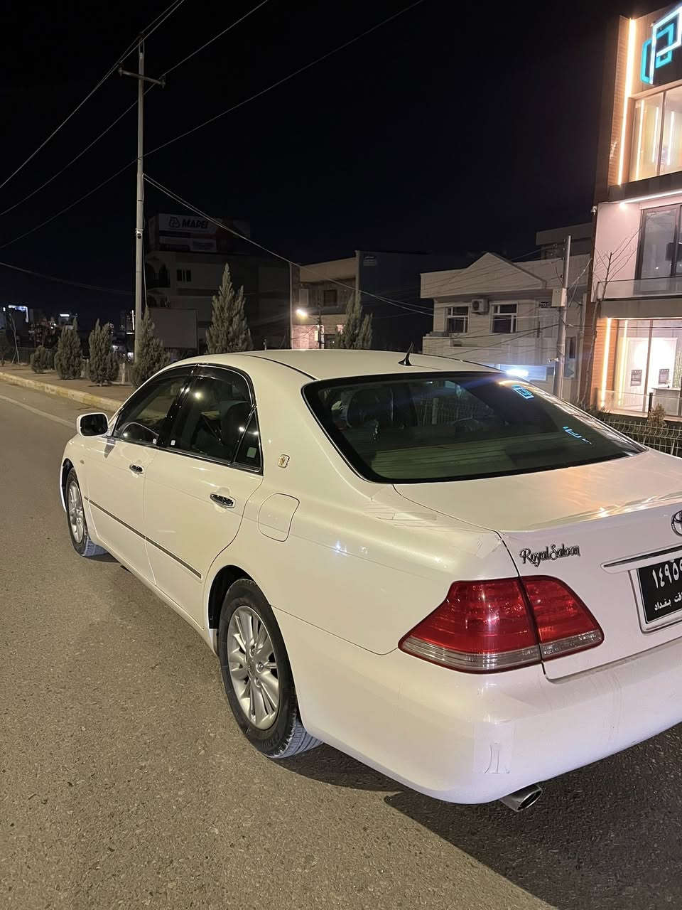 شاهینە ی ساخ ساخ 2005
ناوزەرد 182
مەکینە گەورەی گێڕ گەورە 
ماشاالله سەیارەکە تابڵی جوانە
‏160.000km ڕۆشتوە 
3 پارچە لەسەر ساخی پەمپی ئەوروپایە 
گێرو مەکینەی بەشەرت
هایدرۆلیک گێڕو ڕۆنی مەکینەی تازە گۆڕاوە
سەیارەکە تابڵی بێ مەسرەفە
ماڵی خۆمە سیارەی مەعرەز نیە
85 گەڵاو مەعامەلە
***********
