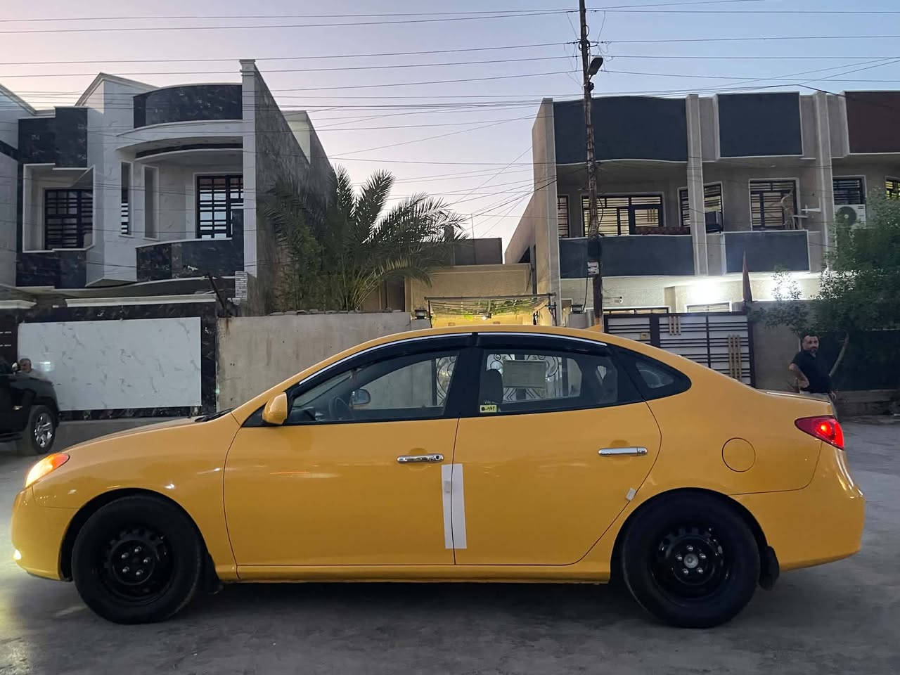 لنترا ٢٠١٠ وارد امريكي 
سعر ٨٧ بيهة مجال شراي 
حادثة جملغ خلفي قبق جنطة فقط 
موصفات تحكم ستيرن مانع نزلق
داخل بيجي كير اوتو 
سيارة جديدة ماشية ٨١ حقيقي
محرك ٢٠٠٠ لا تبخير ولا تنقيص 
ما مشتغلة تكسي علئ ايد وحدة من ٢٠١٠ حد لان
رقم بغداد دولي بسمي تحويل ثاني يوم
سيارة جديدة ما بيهة اي نقص
صدر جديد تخم تاير تبريد 
مكان سيارة بغداد الشعب 
رقمي ***********
