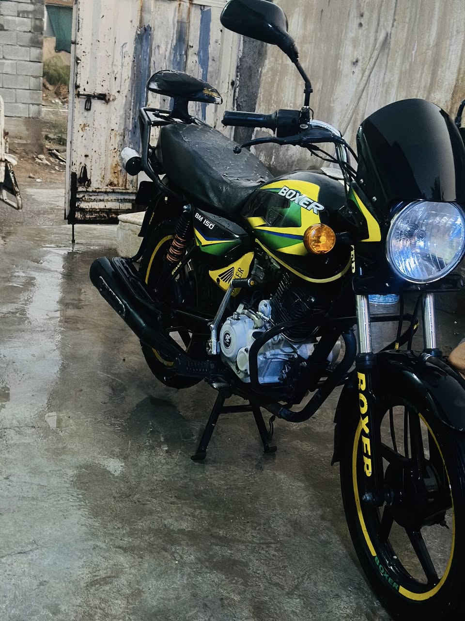 بوكسر ٢٠٢١ للبيع دراجة مكفولة كفالة عامة عدة بيهة ضربة بل تانكي ضربت جاكوج من فوك مكينة مكفولة من الفتح مابيهة دوخانة أوراق شرط الترقيم مكاني ديالى المقدادية ابو صيدا هاذة رقمي ***********
