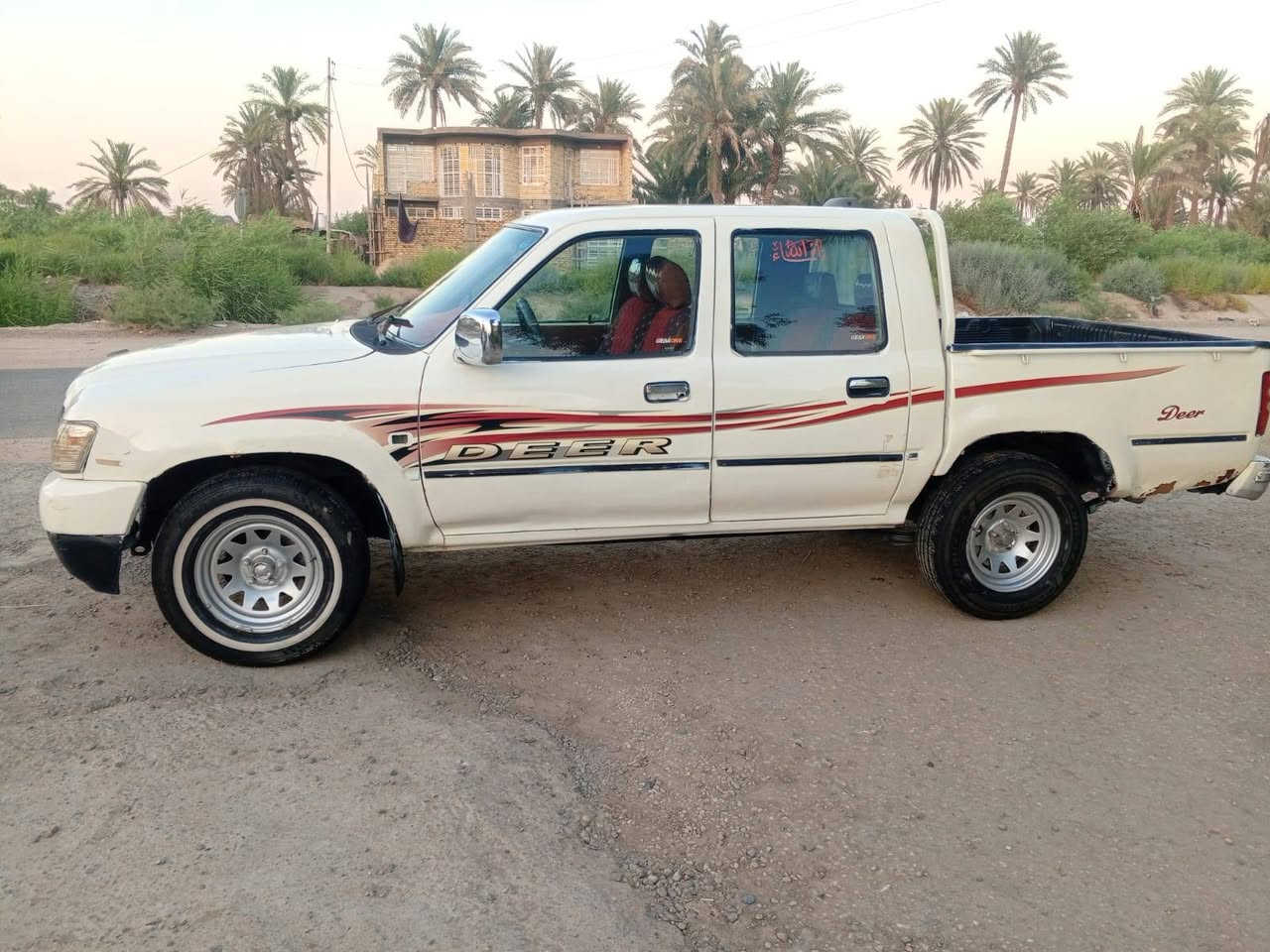 السلام عليكم
بيكم كريت ويل سياره رقم كربلاء مكينه وكير وحداديه وتخم تاير  مكفوله من الضربة بيها صبغ بدون حادث موديل 2007  جاهزة كل نقص ما بيها السعر 37 $ عنوان كربلاء غير متواجد ع ***********

