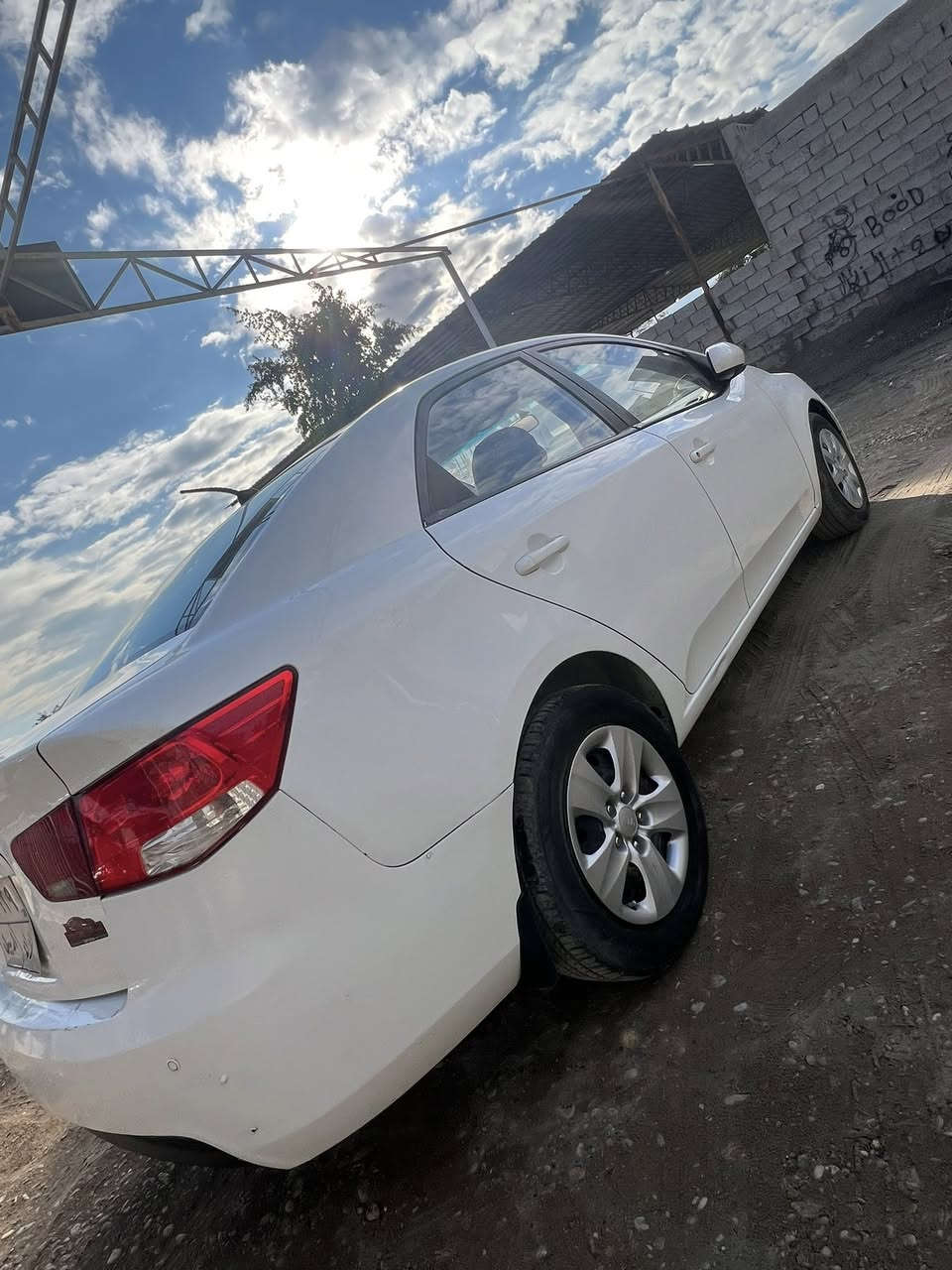 سلام عليكم
كيا سيراتو خليجي 2010 رقم أربيل  شرط التحويل 
محرك 1600 شرط كير أوتوماتيك شرط كهربائيات 
تدفئه تبريد كلها شغاله مكاني سامراء السعر 95 بيها مجال للشراي 
***********
