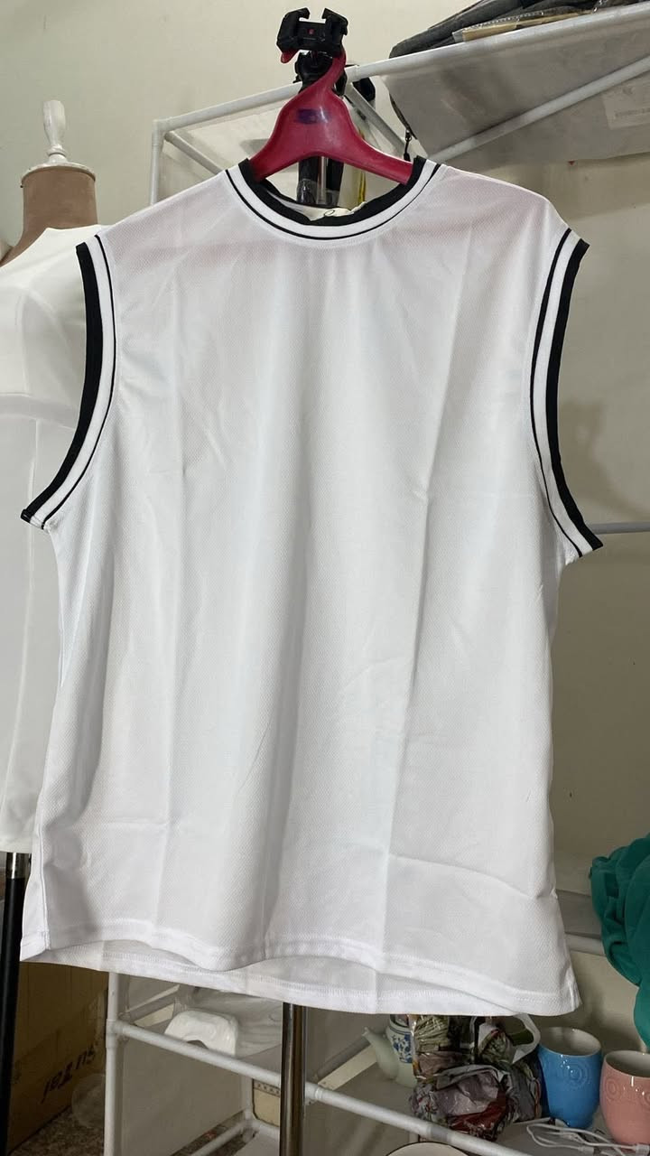 سلام عليكم شلعة ملابس رجالية مايقارب 60 الى 70 قطعة كله اوربي بالليبل درجة اولى  لا شي ان ولا تجاري صيني  الخامات فول كوالتي   شلع سعر القطعة 4 الف.


**إذا كنت صاحب هذا الإعلان وتريد حذفه لأي سبب، رجاءا أرسل رسالة إلى الدعم الفني**