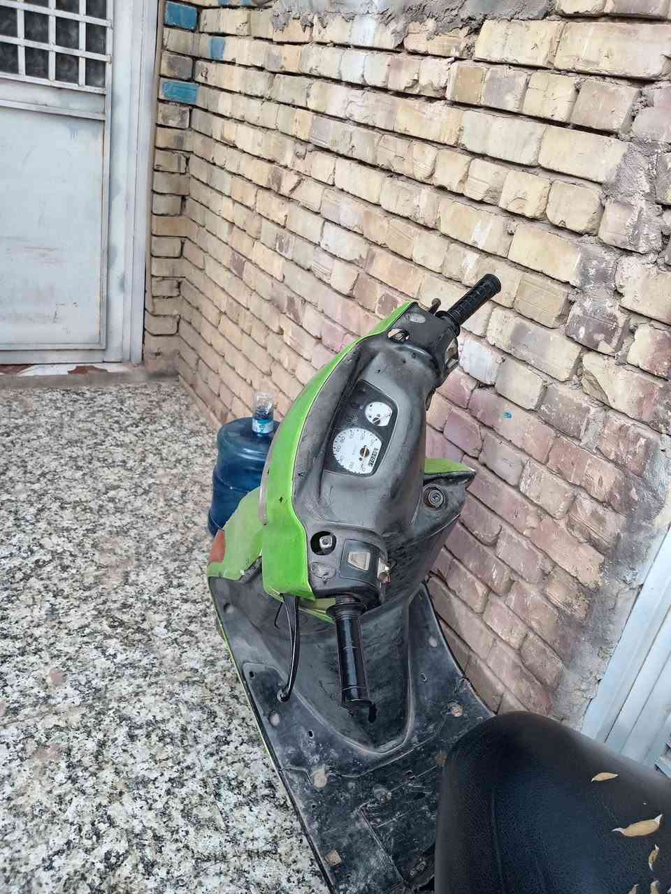 دراجه فراشه  للبيع  السعر  ٣٠٠ الف  بيه مجال  تلفون *********** الشطره, ذي قار
