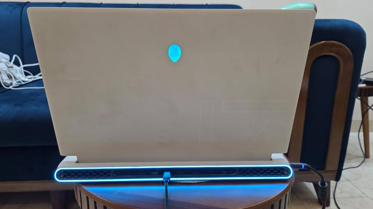 لابتوب كيمنك ومونتاج الين وير  فول مواصفات حجم الشاشه ١٧  تدعم 360hz
Alienware x17 r1
1- cor i7 11800h
2- ram 32 gb
3-gpu rtx 3070 8gb 
4- hard ssd nvme 1 tb
للبيع فقط مليون و٥٠٠ وبيها مجال


**إذا كنت صاحب هذا الإعلان وتريد حذفه لأي سبب، رجاءا أرسل رسالة إلى الدعم الفني**